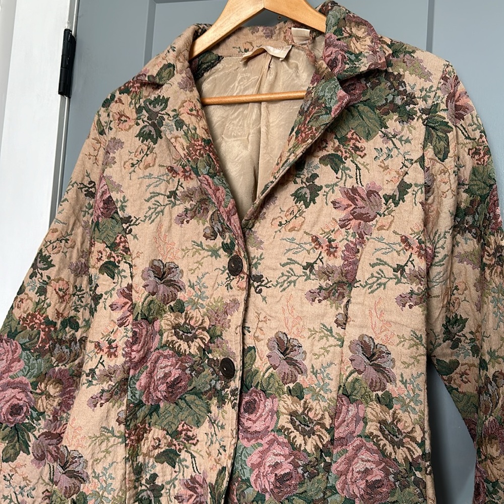 Vintage tapestry style blazer